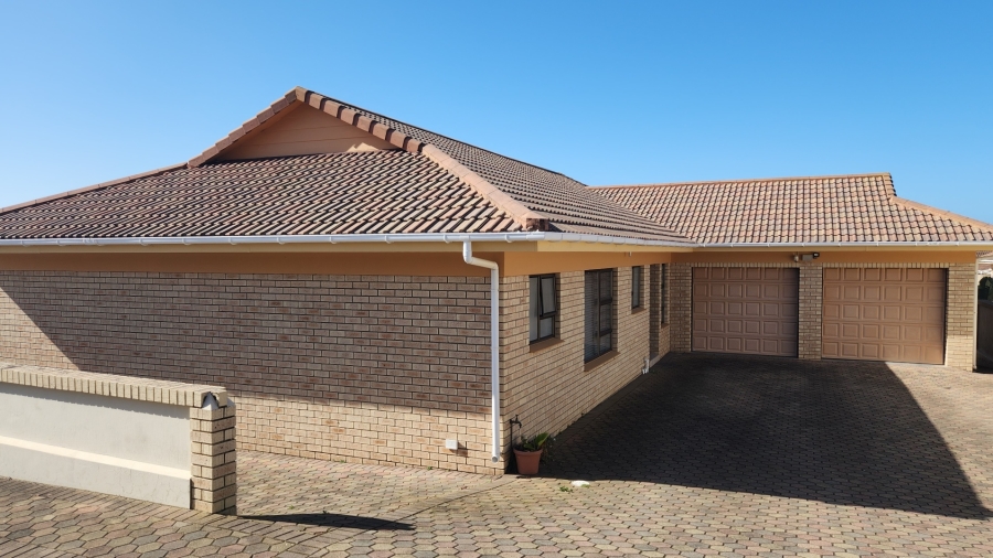 3 Bedroom Property for Sale in Linkside Western Cape
